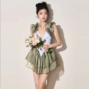 2025新款 女 游泳衣女连体平角保守显瘦遮肚性感温泉荷叶边学生泳装