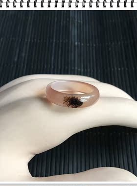 精美天然黑水草粉色底玛瑙戒指特色原石荧光女士指环时尚秀气130