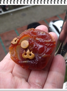天然原石红玛瑙龙形吊坠纯手工雕刻男女同款配送玛瑙珠链正品37