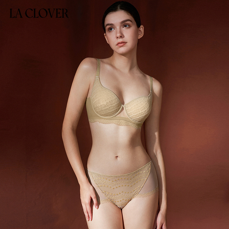 【2025秋季】兰卡文(LA CLOVER)遐想系列中腰平角裤CC22AAC1