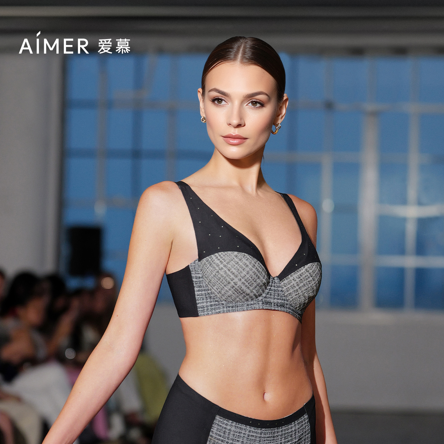 爱慕·CHUANG素纹3内衣女4/4薄模杯大罩杯大胸显小文胸CA112041