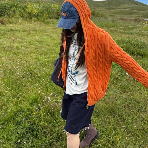 晶咕黑标JGGU绞花棉感拉链连帽针织外套女毛衣开衫