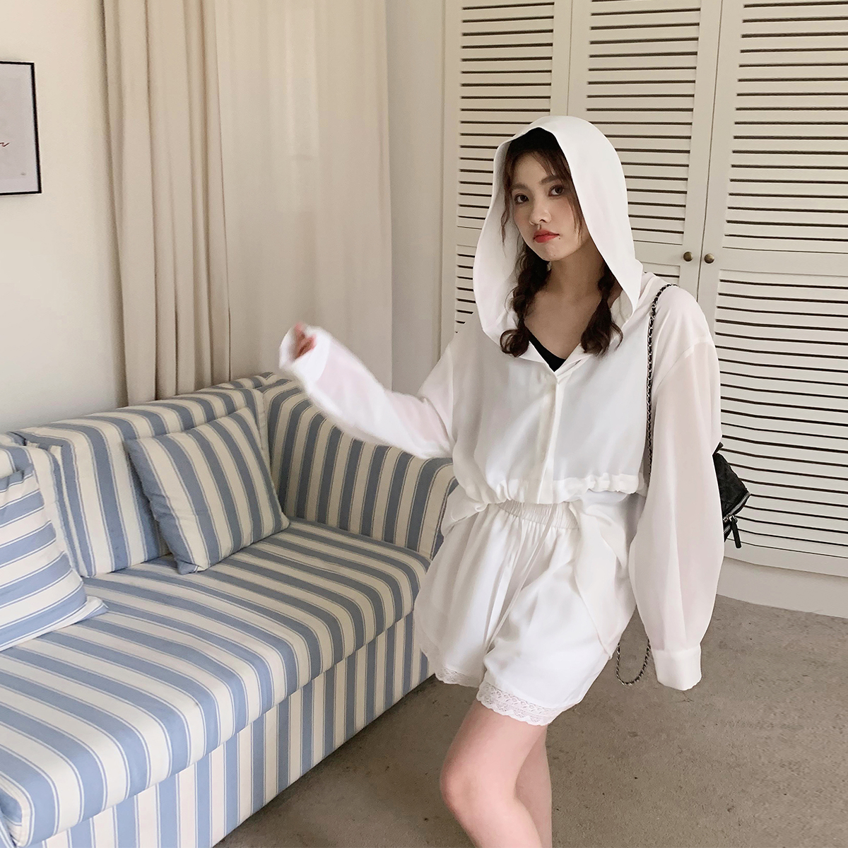 晶咕白标DADATATA连帽防晒衬衫短裤女夏季大码套装