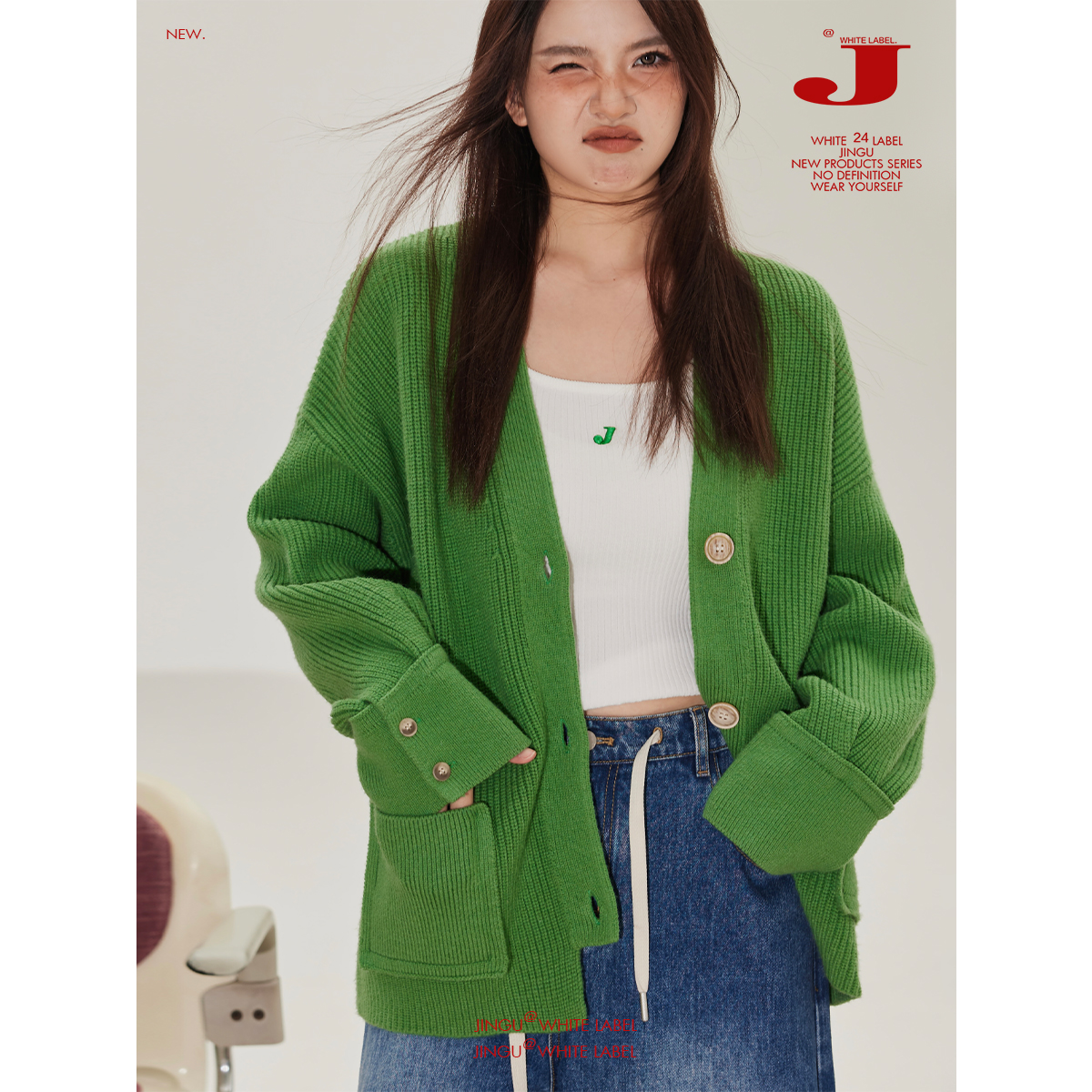 毛衣晶咕微胖大码v领宽松开衫