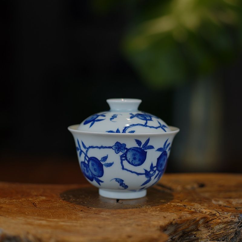全手工手绘仿古寿桃泡茶大号盖碗茶具景德镇青花瓷复古瓷盖碗