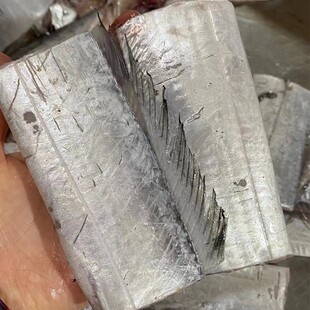 舟山带鱼段新鲜冷冻雷达网小眼睛中带鱼中段刀鱼段500g