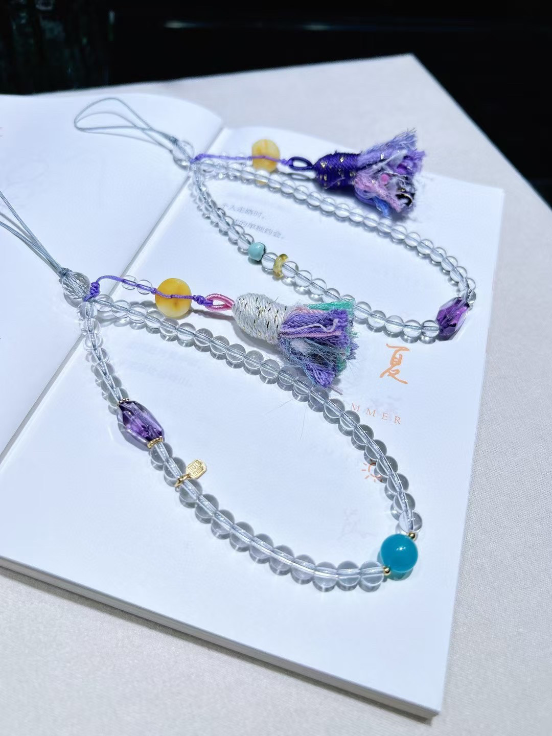 天然白水晶蜜蜡小熊手机链挂件钥匙扣包包挂件约5mm手搓棉流苏