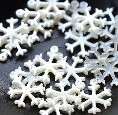 特价清仓 14*18mm天然贝壳雪花吊片 古风头发发簪耳环diy材料配件