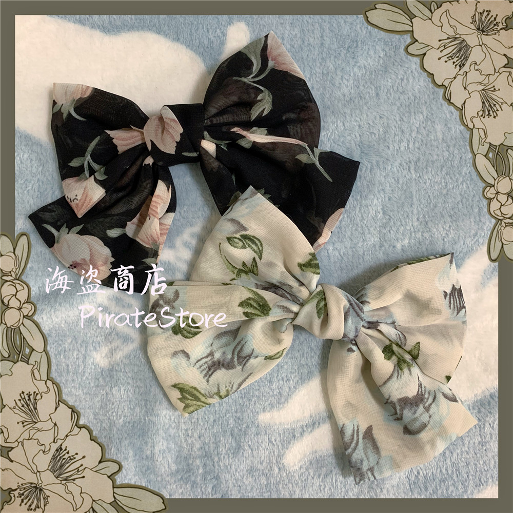 窗台的水仙花优雅花朵蝴蝶结纯欲