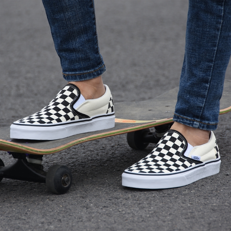 VANS SLIP-ONºÚ°×ÆåÅ̸ñÒ»½ÅµÅÄÐÅ®ÀÁÈËЬÐÝÏÐЬ·«²¼Ð¬VN-0EYEBWW