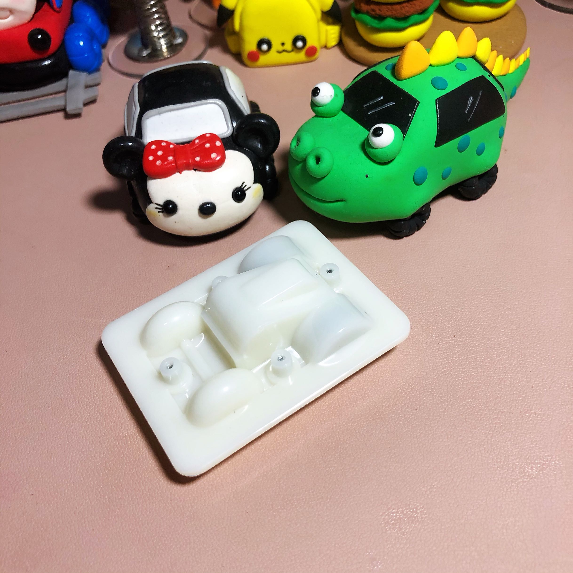 超轻粘土黏土创意儿童益智手工diy回力车小汽车制作配件底座模型
