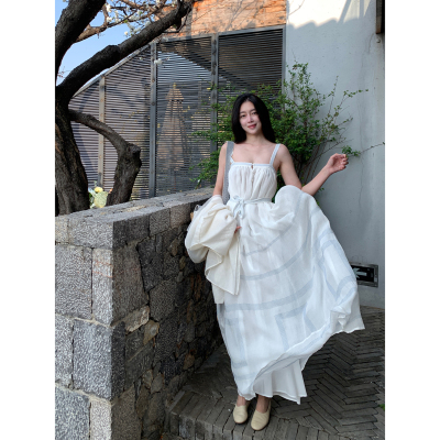 Floating汐时绗缝 高定苎麻线条刺绣吊带连衣裙女度假风小白裙