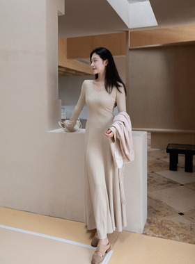 Floating 针织气质修身长裙女秋季高级感内搭显瘦长袖打底连衣裙
