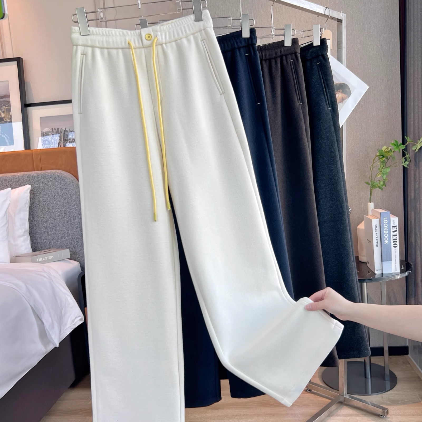 加绒加厚羊毛窄版直筒裤女