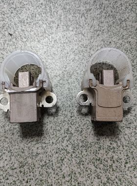 适用长安欧诺1.3悦翔志翔长安CS35逸动荣威550750发电机电碳刷架