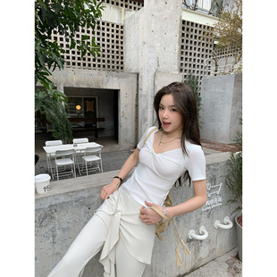 THEIRS纯欲V领修身长袖T恤扭结内搭打底衫特别漂亮掐腰黑色上衣