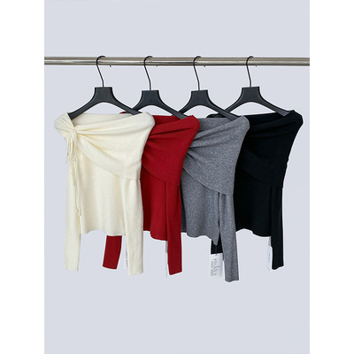 THEIRS一字肩修身针织长袖毛衣