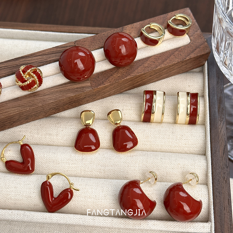 方糖家 安可拉红新年酒红色爱心水滴方形耳环秋冬高级感轻奢耳饰