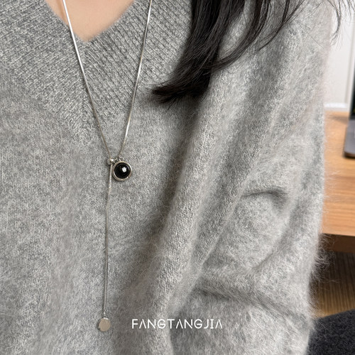 方糖家双面戴黑玛瑙蛇骨毛衣链