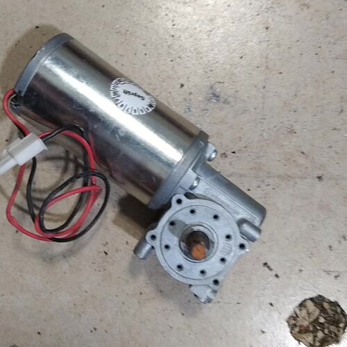 货场拆机。德恩科减速电机。GR53X30。功率是40W的，功--议价商品