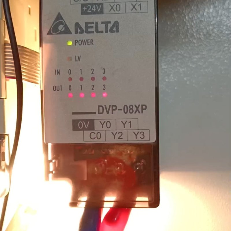 台达PLC扩展模块DVP08XP11R，io端口检测功能完好--议价商品图片