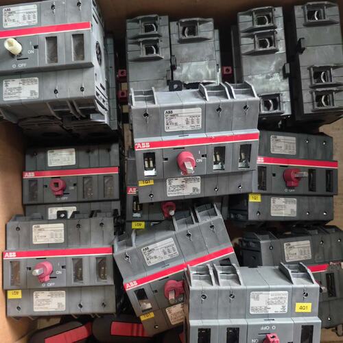 ABB OT160ET3 100A 隔离开关，功能包好，无瑕--议价商品