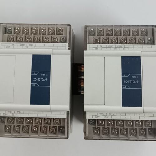 信捷XC-E2TCA-P，2只，新机成色，实拍图 。功能包好--议价商品