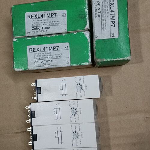 原装施耐德时间继电器 REXL4TMP7 14脚 220v--议价商品