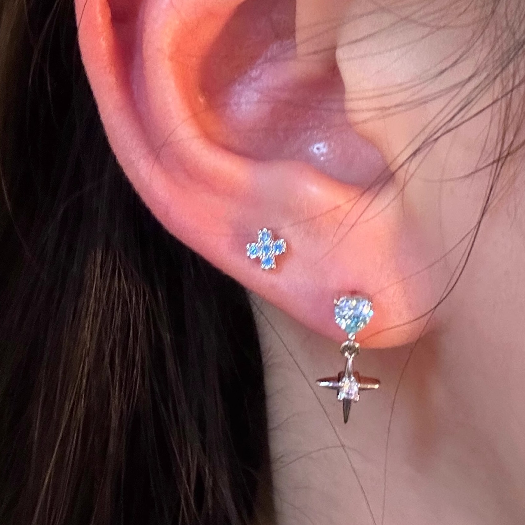 双耳洞叠戴冰川蓝锆石爱心十字架耳钉医用钛钢耳骨钉女养耳洞免摘