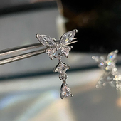 超闪流苏水滴蝴蝶锆石耳骨钉平底医用钛钢耳钉防过敏高级感耳饰女