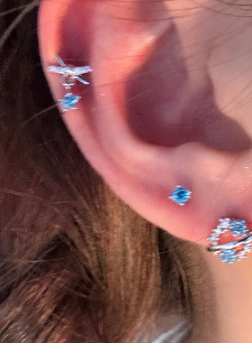 蓝色锆石蝴蝶结耳钉女医用钛钢防过敏耳骨钉平底免摘养耳洞耳饰女