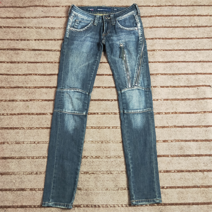 09点 二手 意大利性感品牌 女士学生时尚低腰修身牛仔裤 W74 W701