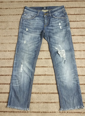 09点 二手 高级服装品牌 女士破洞低腰九分牛仔裤 W76 W494