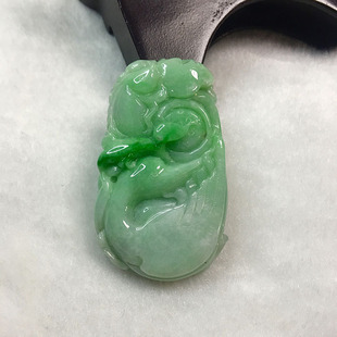 翡翠玉天鹅吊坠 如意荷叶挂坠 纯洁忠贞志存高远 翡翠玉天鹅挂件