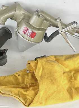 Clemco EductOMatic Closed Circuit Vacuum Blasting Tool 1st