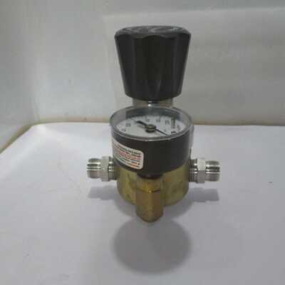 Tescom 443213H282296 Manual Pressure Regulat. Brass 150psi 4