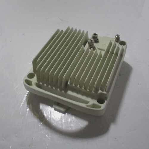 Ceragon RFUC153154W7TL 122A GHz 017002L8 RX 15047159 TX 1473
