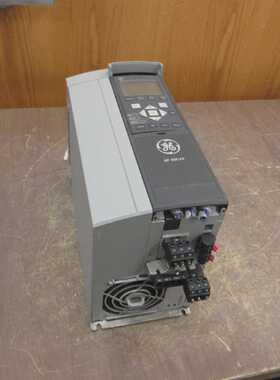 GE AF600 FP AC Drive 131H9274 7.5HP 3Ph w Keypad Used