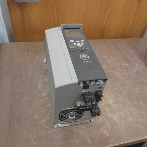 GE AF600 FP AC Drive 131H9274 7.5HP 3Ph w Keypad Used