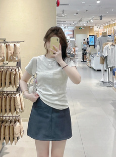 2025新款夏正肩纯棉短袖T恤女时尚百搭洋气减龄显白修身纯色上衣