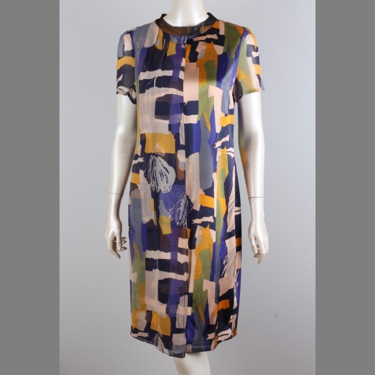 圣彩施华88093重磅真丝桑蚕丝连衣裙2020短袖桑蚕丝夏真丝连衣裙