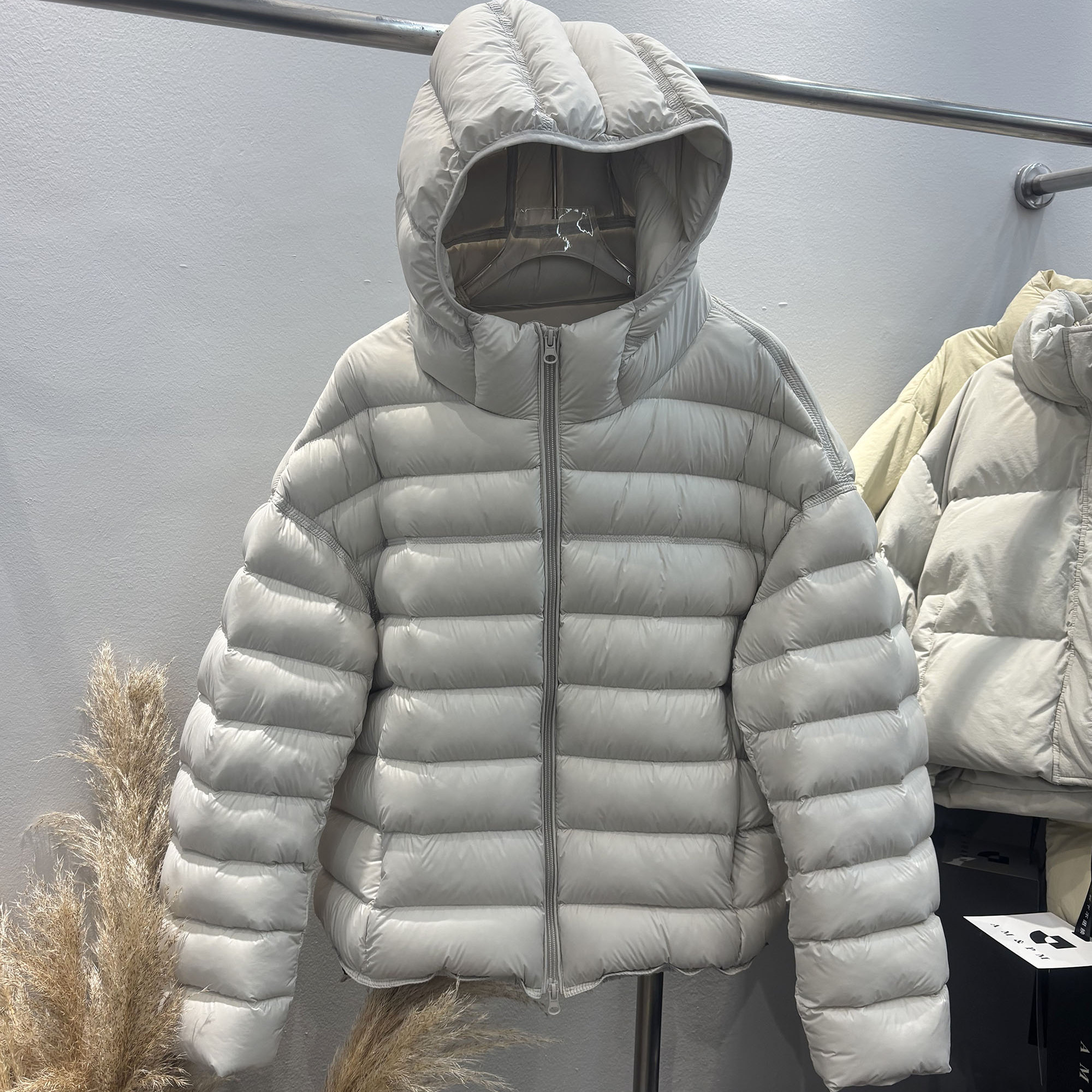 韩版宽松短款排骨连帽保暖羽绒服