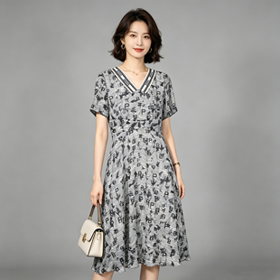 风笛夏季新款连衣裙女百搭花版短袖V领中长款收腰A字裙1A25062