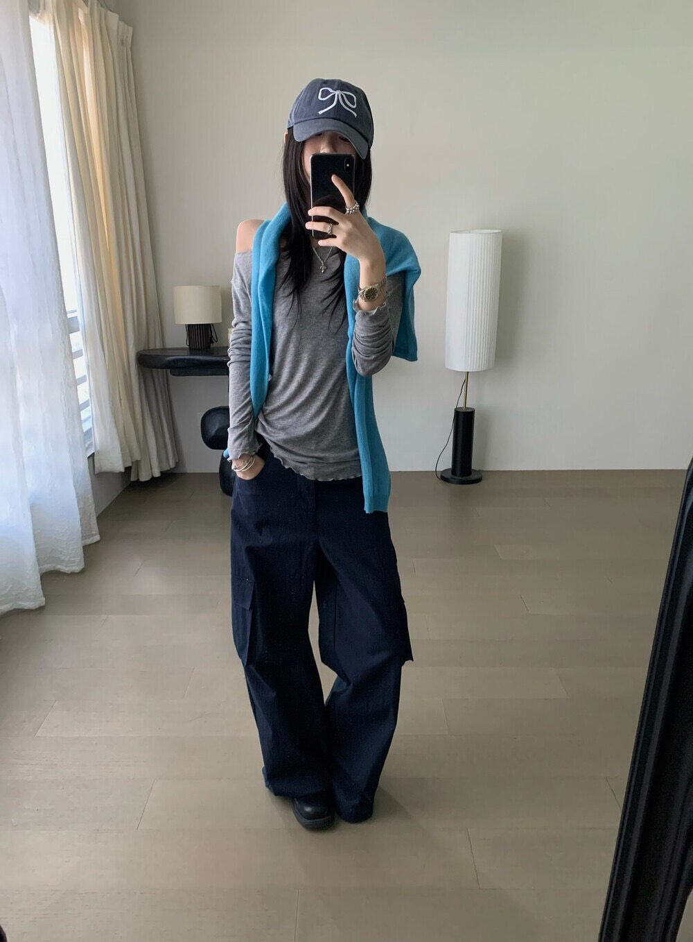 现货2025新款韩版宽松显瘦百搭圆领长袖针织衫女毛衣上衣图片