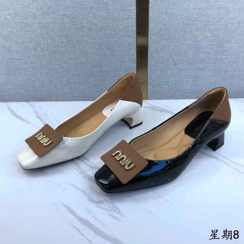 浅口黑色平跟牛皮工作鞋