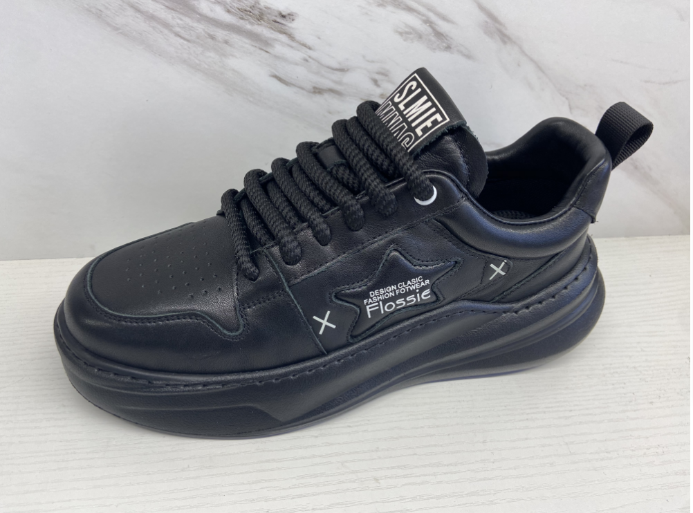 秋季复古风轻便男士休闲鞋