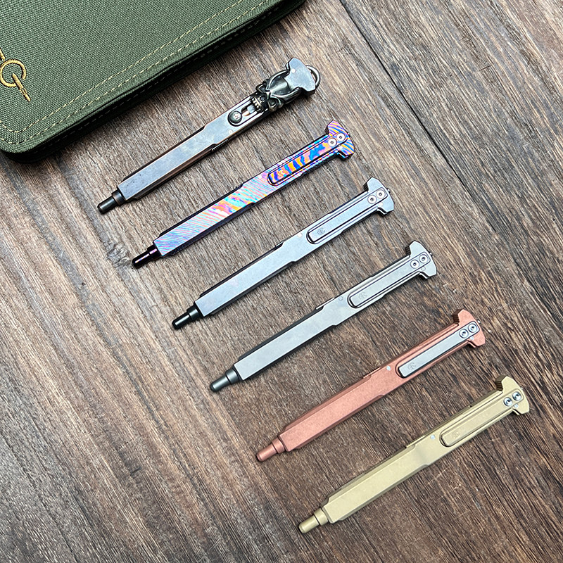 12战术笔创意随身钛合金