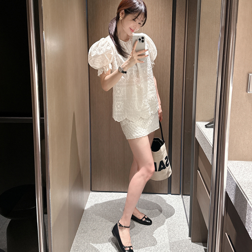 Partysu 韩国进口 官网直邮 2025夏  Bloom刺绣花朵短裙