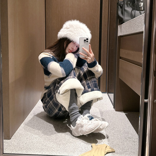 partysu 韩国进口  官网直邮 冬季 Copy 圆领长袖条纹针织衫