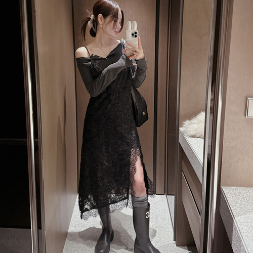 Partysu 韩国进口 官网直邮 冬季   Crispy  蕾丝边吊带连衣裙